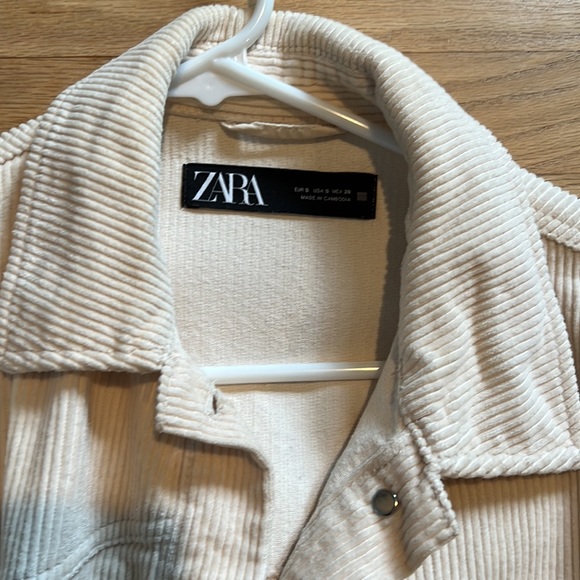 Zara Shacket - Picture 2 of 4